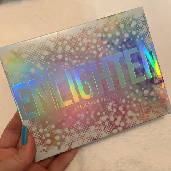 IBY Beauty Enlighten eyeshadow palette - Picture 5 of 5